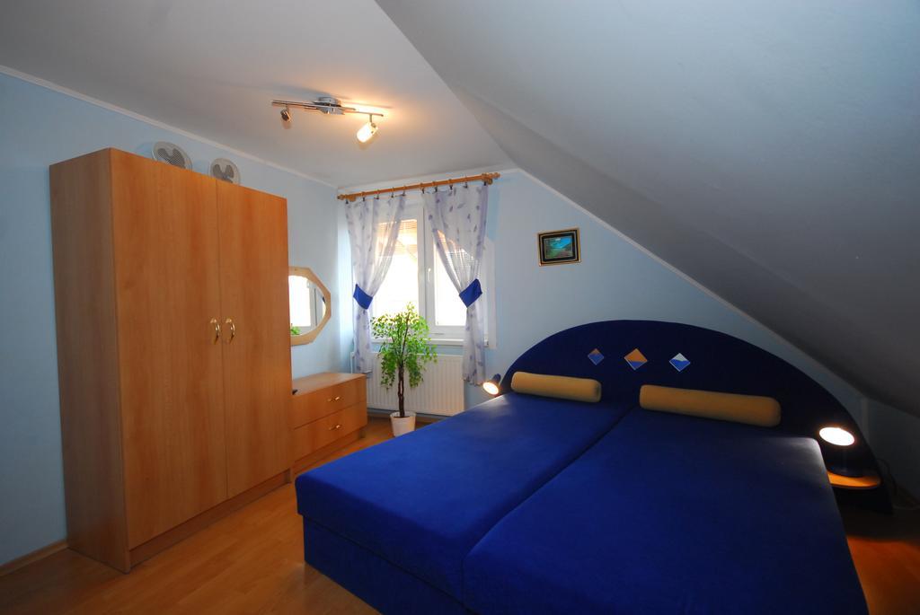 Bešeňová Apartman Elegant חדר תמונה