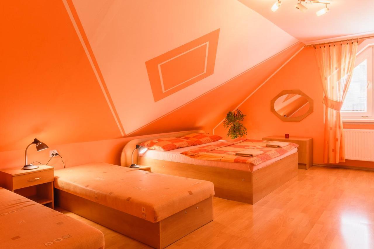 Bešeňová Apartman Elegant מראה חיצוני תמונה